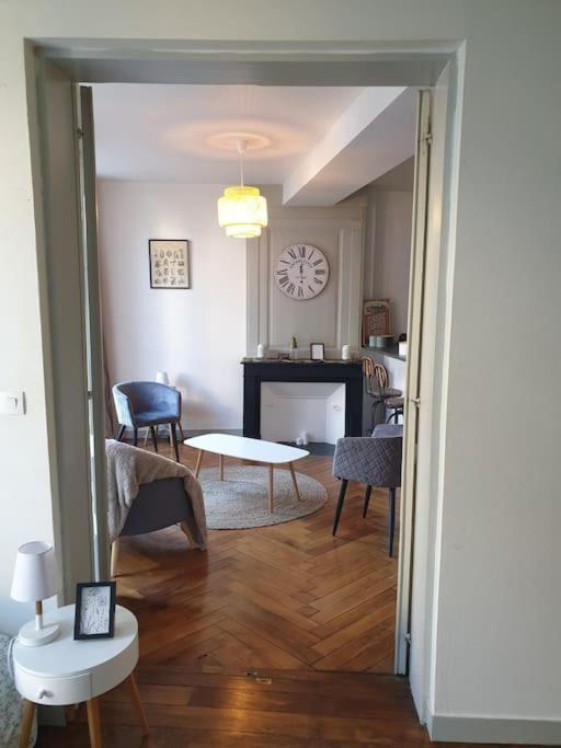 Apartment Elegant Au Coeur Du Vieux *